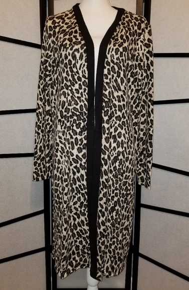Leopard Long Length Cardigan with pockets - Picture 4 of 8
